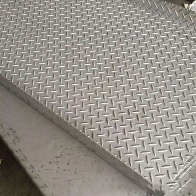EN Standard Stainless Steel Diamond/Tread Chequered Plate 301 304 316 Anti Skid Embossed Checkered Sheet